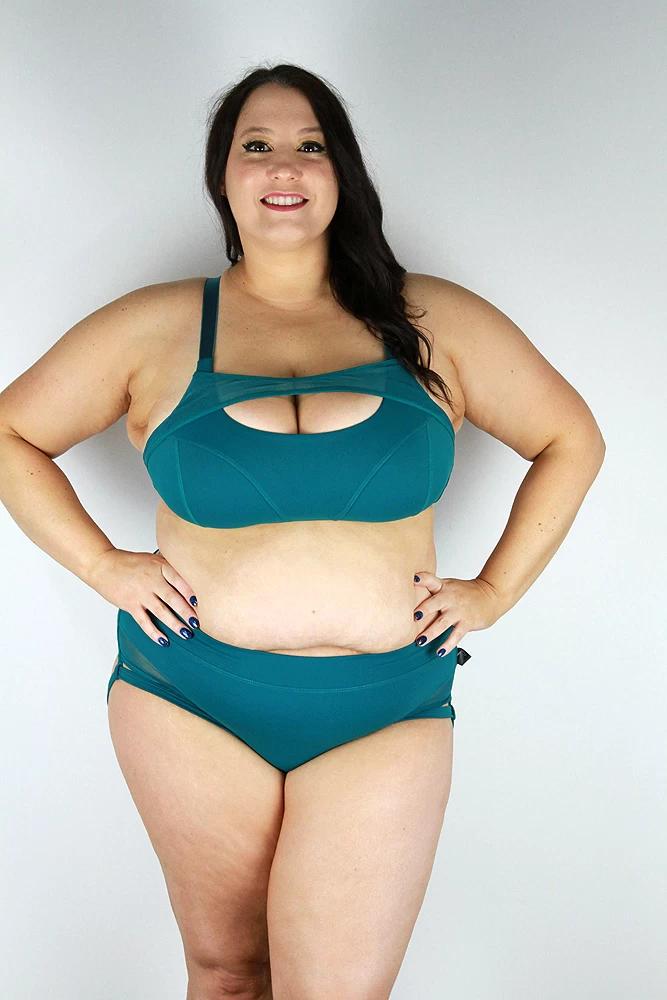 Maddox Low Waist Garter Short – Emerald 7 Maddox Low Waist Garter Short – Emerald - Image 5