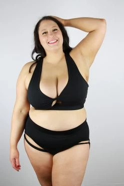 Matte Black Knot Sports Bra – Plus Size -Pole Dancing Clothing Store Matte Black Knot Sports Bra Plus Size 1