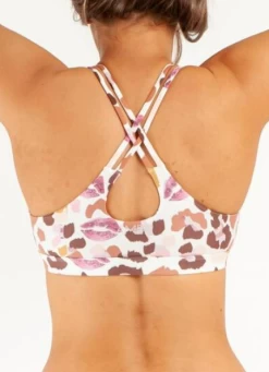 Lust Lips Crop – Kisses – Size XL 7 Lust Lips Crop – Kisses – Size XL -Pole Dancing Clothing Store Screenshot 2024 11 04 102705