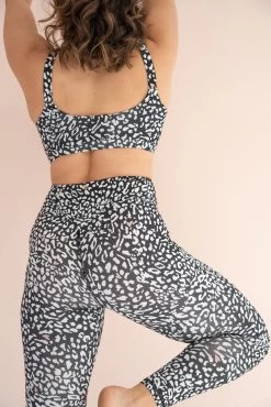 Mia Bottom – Leopard Leggings Recycled -Pole Dancing Clothing Store LunaPolewear 1600 c60f90ed 4c26 44f1 a914 2494d6f0e78e